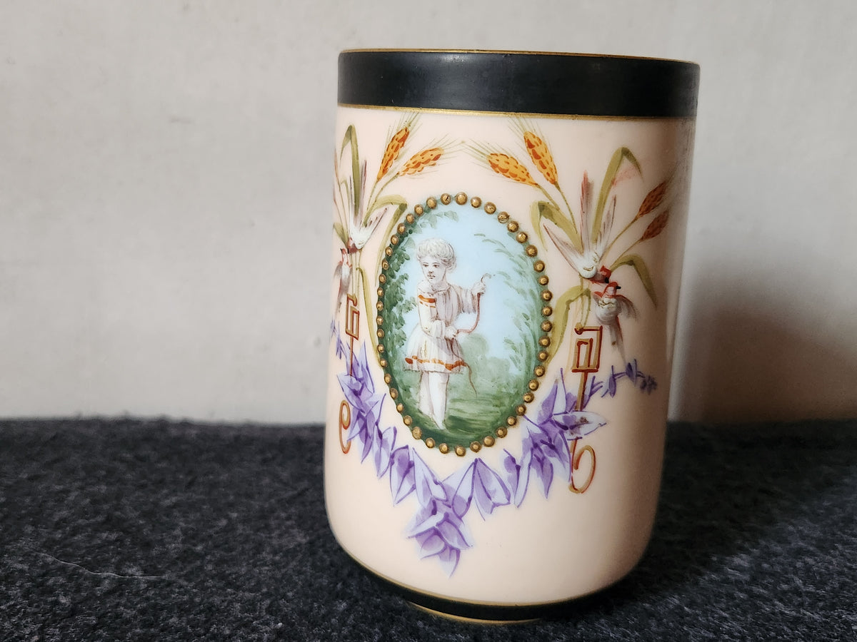 Petit vase ancien en verre, peint à la main, modèle unique français