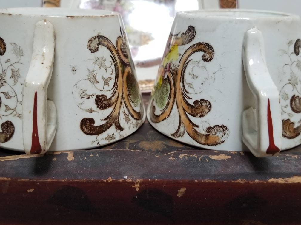 Tasses à thé et soucoupes anciennes Sarreguemines, style chinoiserie