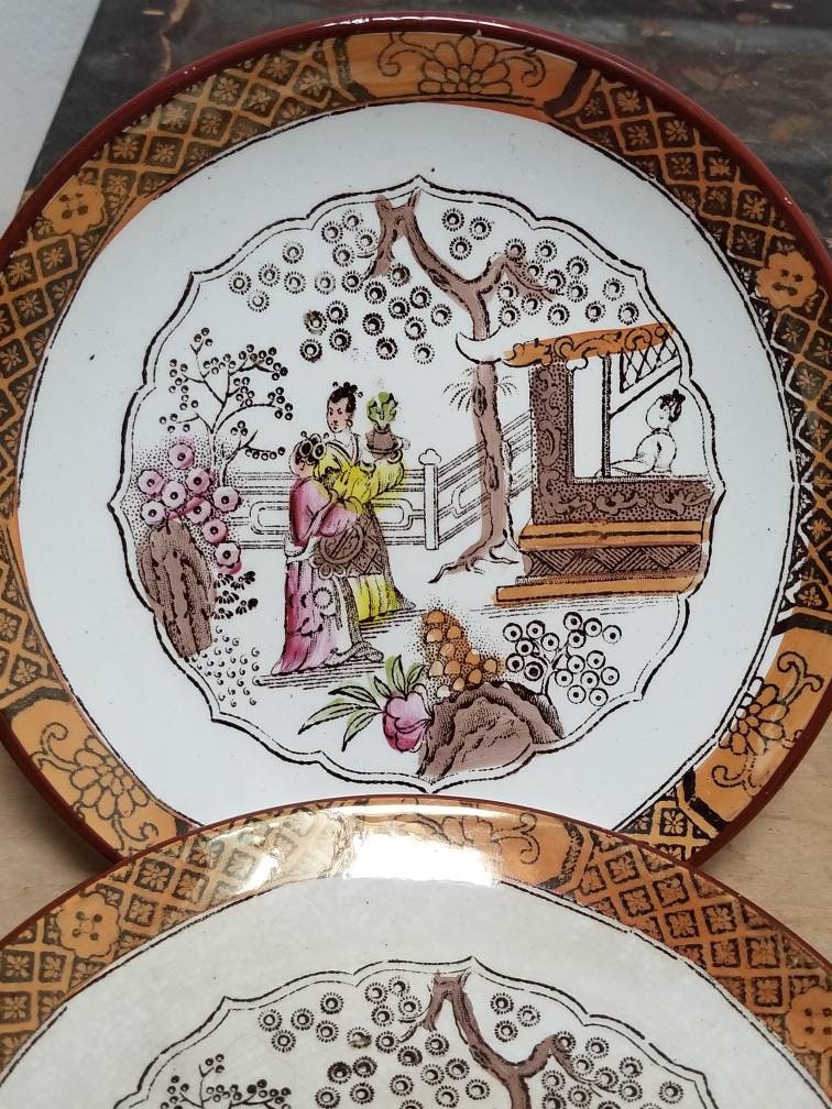 Tasses à thé et soucoupes anciennes Sarreguemines, style chinoiserie