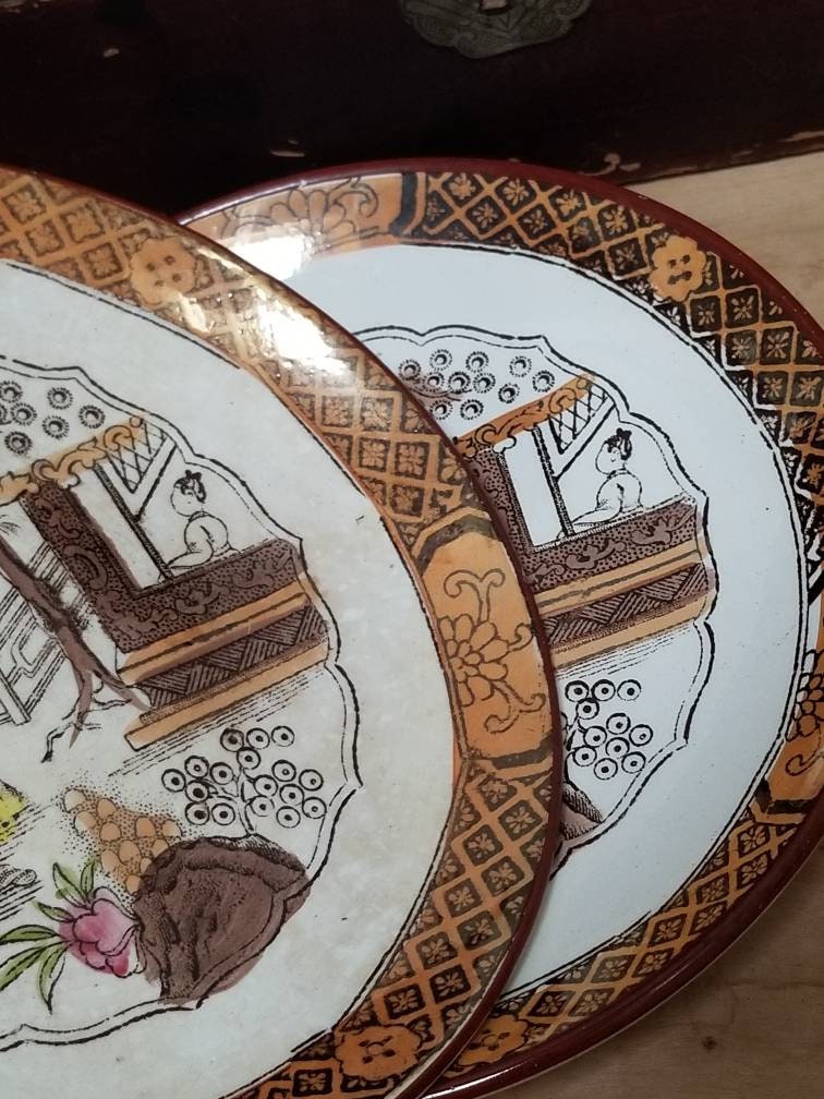 Tasses à thé et soucoupes anciennes Sarreguemines, style chinoiserie