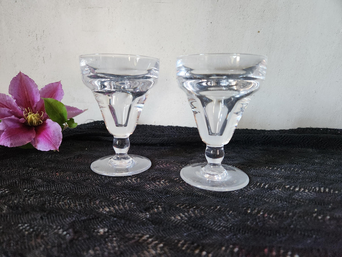 Antique French Pair Of Bistro Bar Glasses With Capacity Illusion