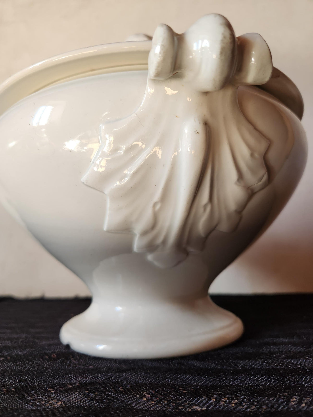 Antique Lunéville Ironstone Soup Tureen, 1875 French Terre de Fer Tea Stained